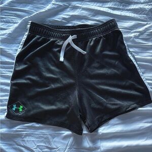 Under Armour shorts, size:xs, color: black and white